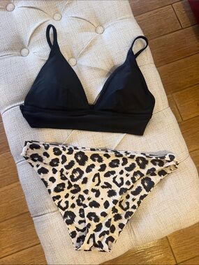 Aerie Triangle Black Top M & CrzYoga Leopard Bottom S Womens Two-Piece Swim Suit